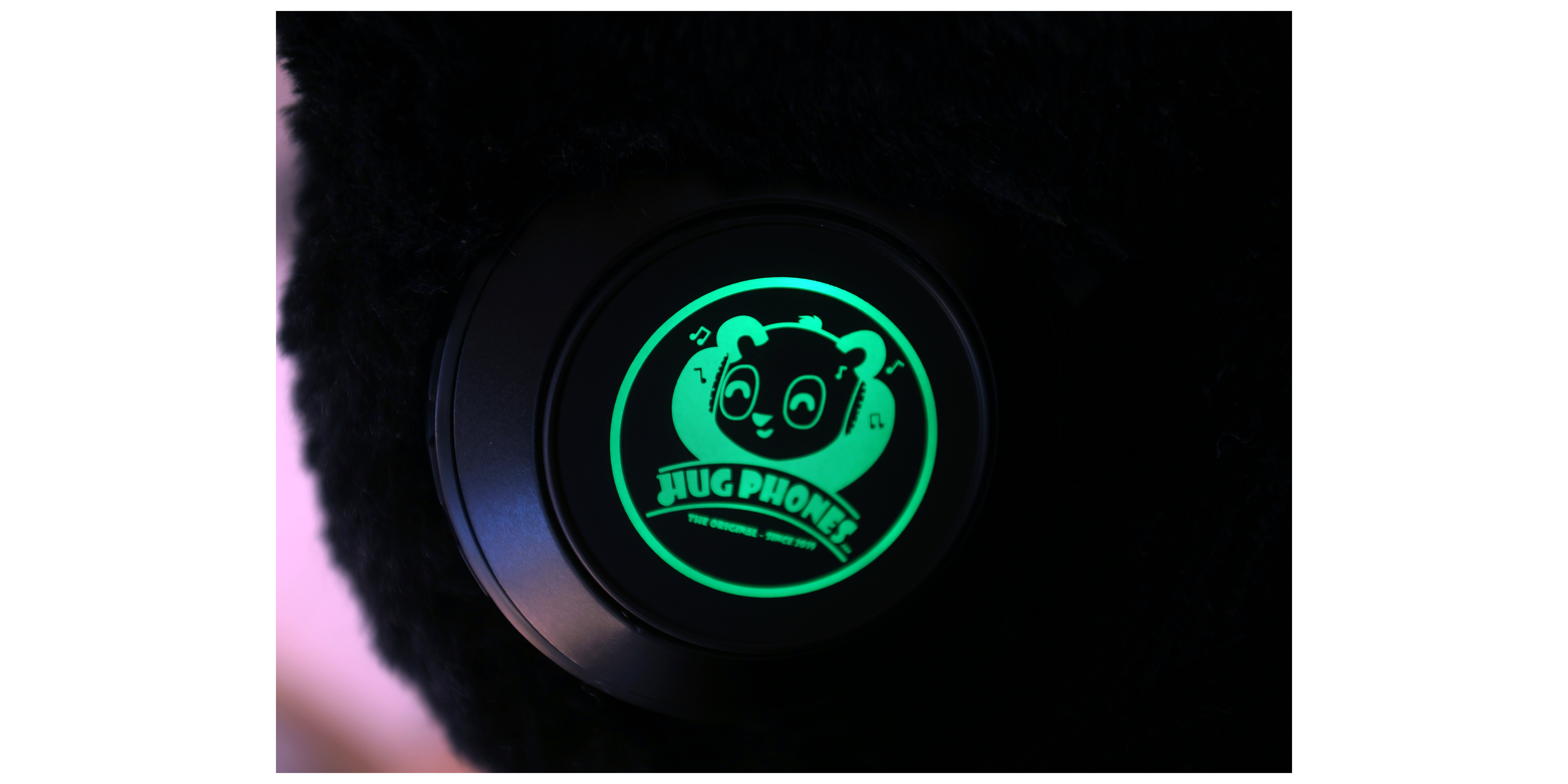 HugPhones LED LOGO